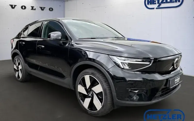 Gebraucht Volvo EC40 Ultimate 300 kW (408 PS) 2022 Onyx black / metallic SUV