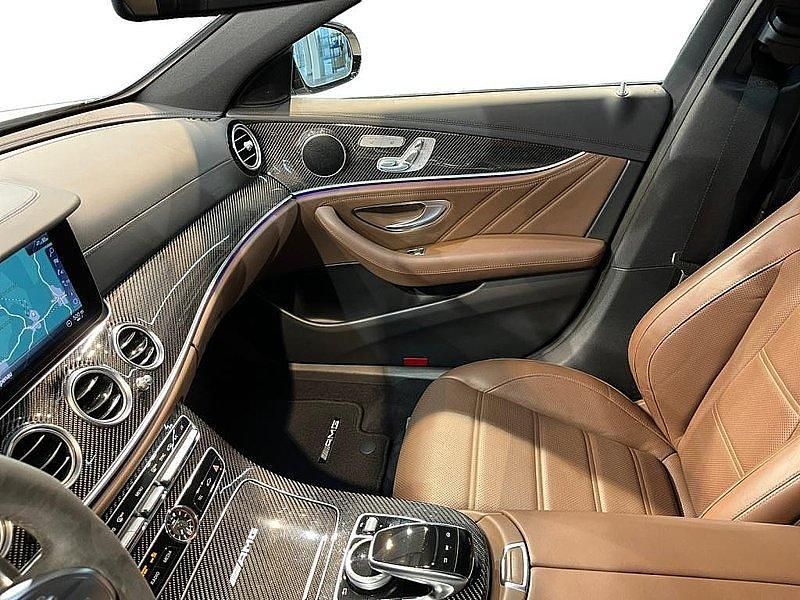 Gebraucht Mercedes E63S AMG AMG 612 PS (450 kW) 2019 Manufaktur diamantweiss bright Kombi
