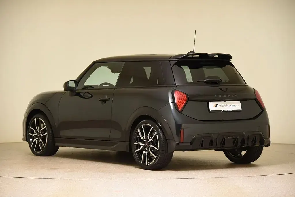 Gebraucht Mini John Cooper Works 156 PS (114 kW) 2024 Grau Kleinwagen