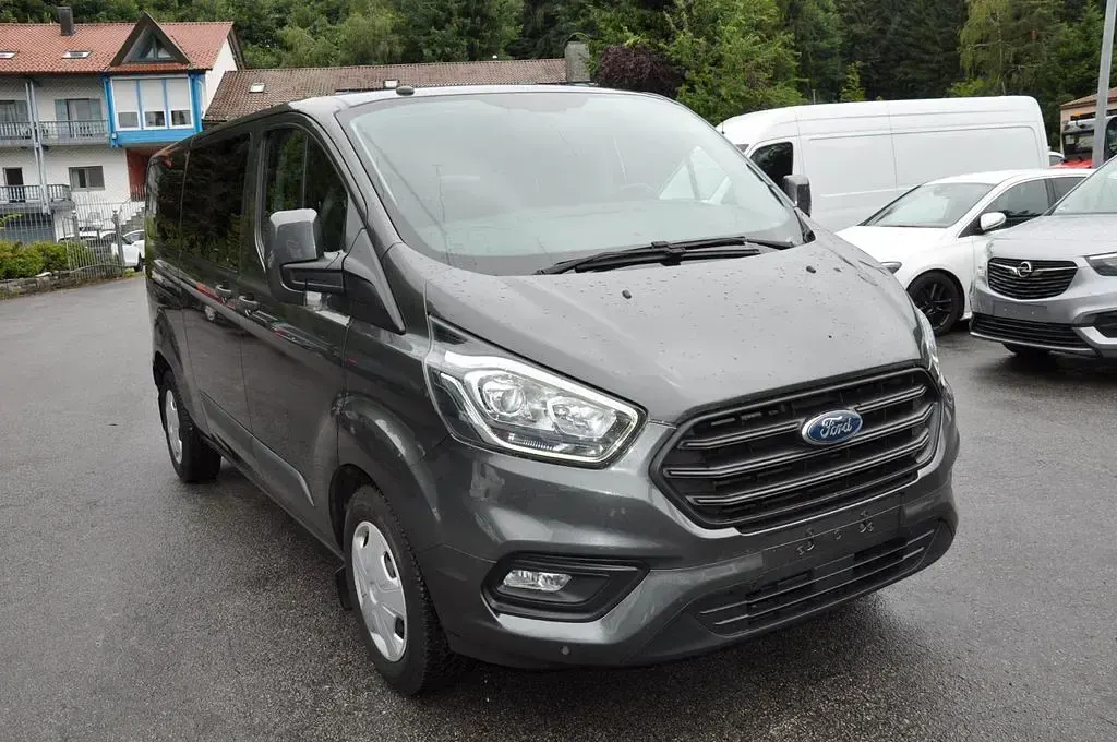 Gebraucht Ford Transit Custom Trend 131 PS (96 kW) 2019 Grau Kombi