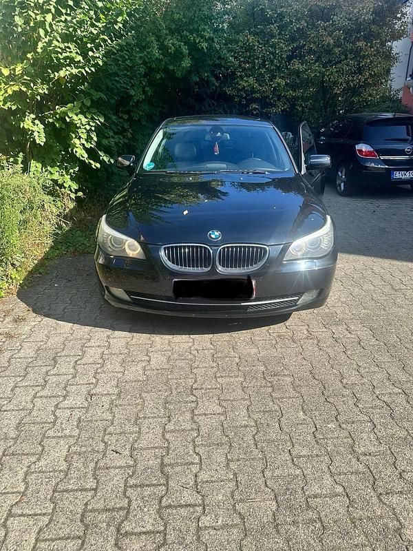 Schwarz Gebraucht 2009 BMW 225 Limousine | 5.500 € - Bild 1/4