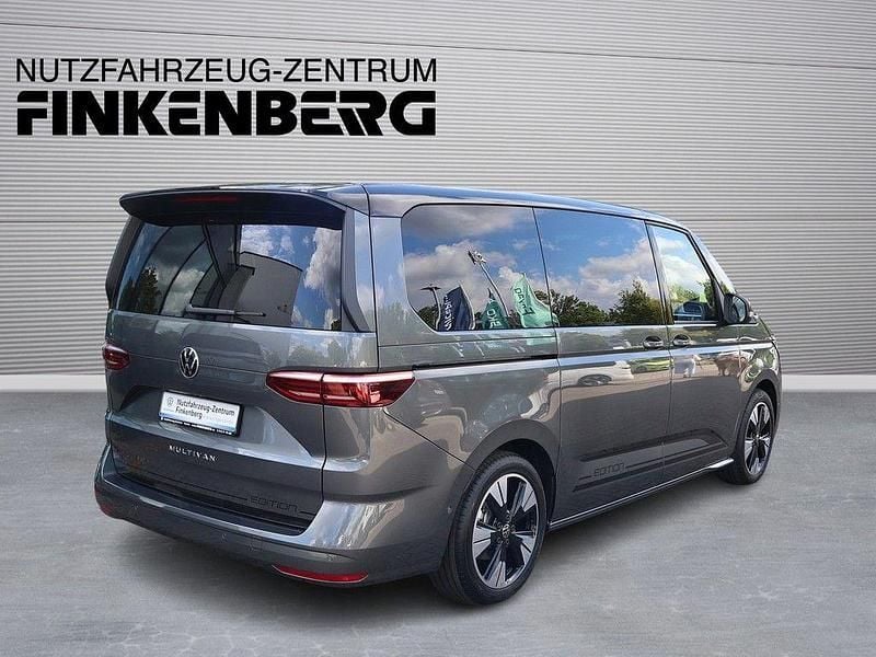 Usata VW Multivan Edition 150 CV (110 kW) 2025 Grigio Monovolume