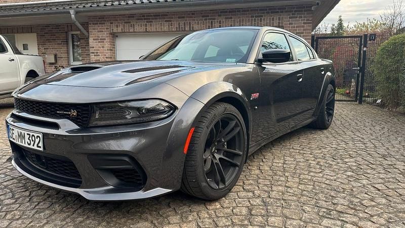 Gebraucht Dodge Charger 492 PS (361 kW) 2024 Grau Limousine