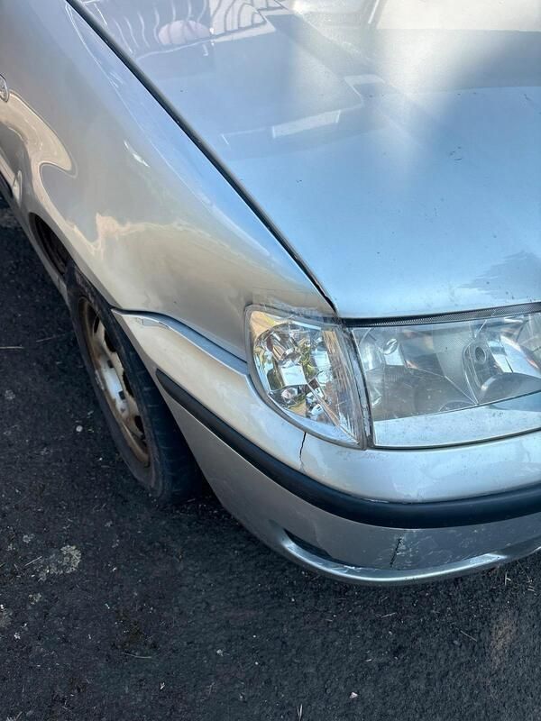 Silber Gebraucht 2001 VW Polo Kleinwagen | 350 € (Superpreis) - Bild 1/4