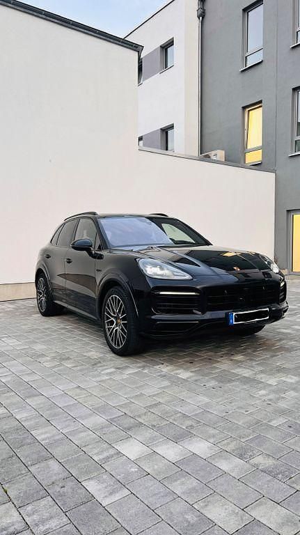 Schwarz Gebraucht 2022 Porsche Cayenne Sport SUV | 78.800 € (Fairer Preis) - Bild 1/4