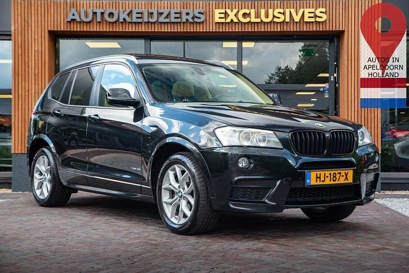 Schwarz Gebraucht 2014 BMW X3 Executive SUV | 23.914 € - Bild 1/4