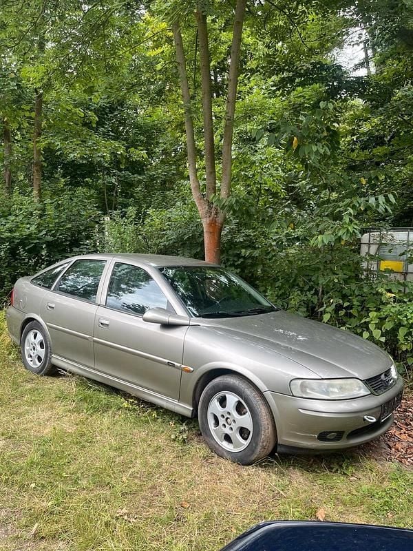 Gebraucht 1999 Opel Vectra Limousine | 799 € (Fairer Preis) - Bild 1/4