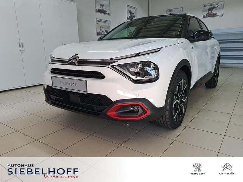 Gebraucht Citroën e-C4 Shine 100 kW (136 PS) 2023 Weiß Limousine