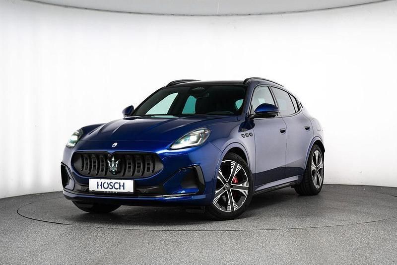 Blau Neu 2025 Maserati Grecale Folgore SUV | 97.490 € (Superpreis) - Bild 1/4