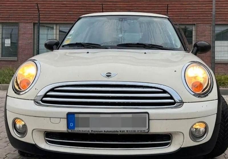 Weiß Gebraucht 2009 Mini ONE Kleinwagen | 3.099 € (Guter Preis) - Bild 1/4