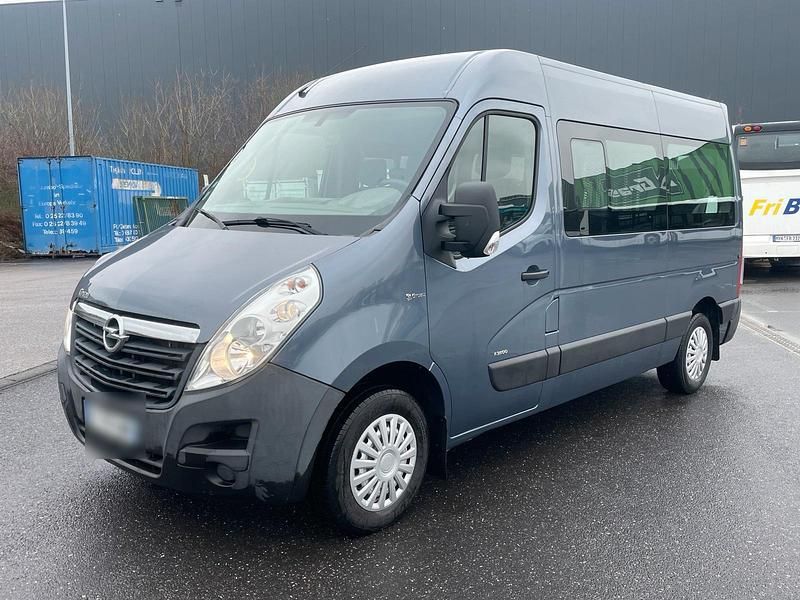 Grau Gebraucht 2016 Opel Movano Van / Kleinbus | 15.500 € - Bild 1/4
