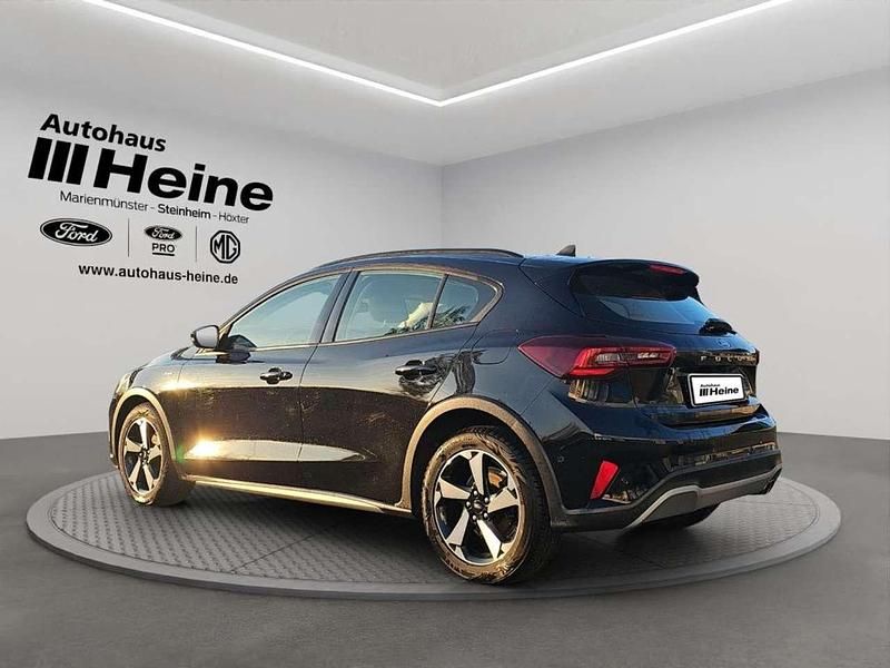 Gebraucht Ford Focus Active 120 PS (88 kW) 2023 Agate black metallic Limousine