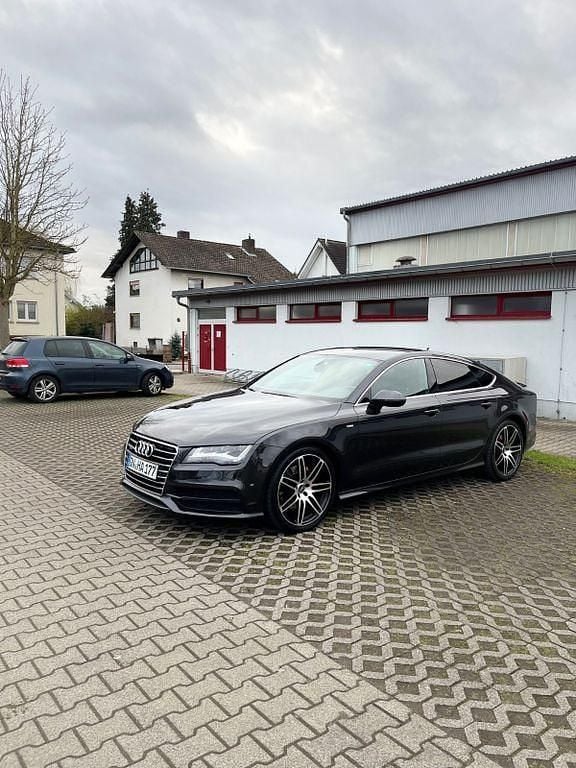 Gebraucht Audi A7 Sportback Ambiente 245 PS (180 kW) 2011 Grau Kleinwagen