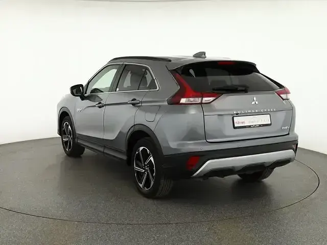 Second-hand Mitsubishi Eclipse Cross Plus 188 CP (138 kW) 2022 Argintiu SUV