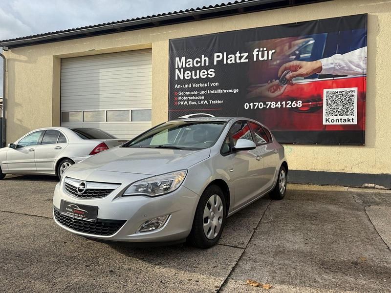 Silber Gebraucht 2010 Opel Astra Edition Limousine | 2.999 € (Superpreis) - Bild 1/4