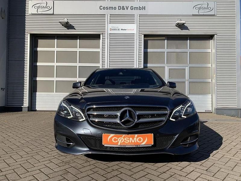 Gebraucht Mercedes E250 204 PS (150 kW) 2017 Grau Limousine
