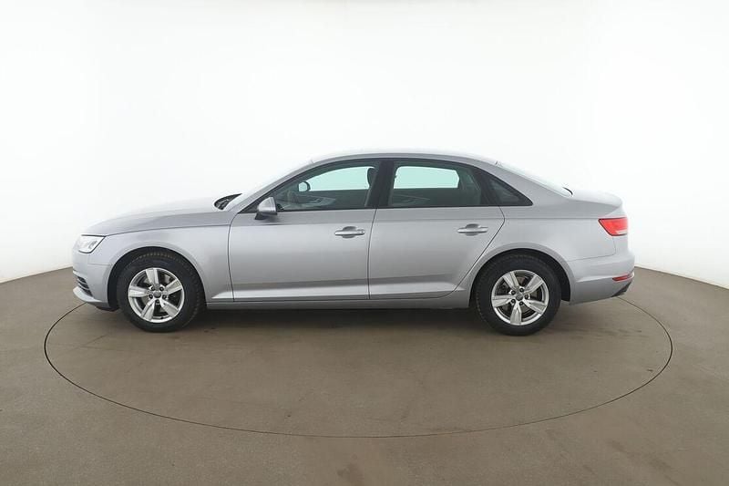 Second-hand Audi A4 150 CP (110 kW) 2016 Argintiu Berlinǎ