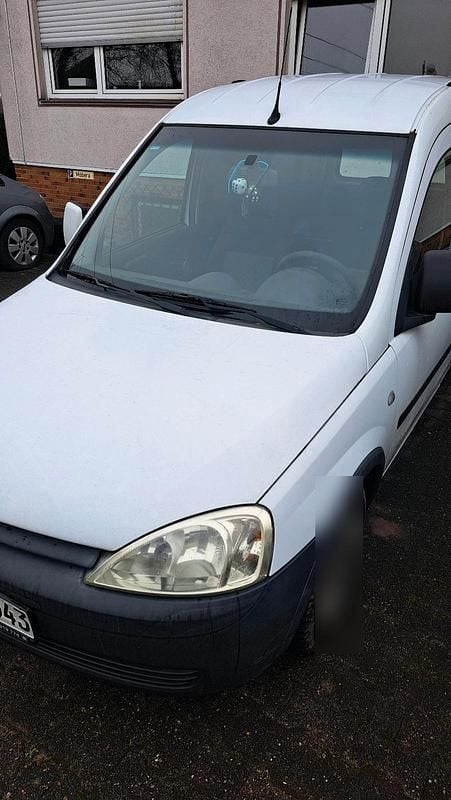 Weiß Gebraucht 2010 Opel Combo Van / Kleinbus | 2.500 € (Fairer Preis) - Bild 1/4