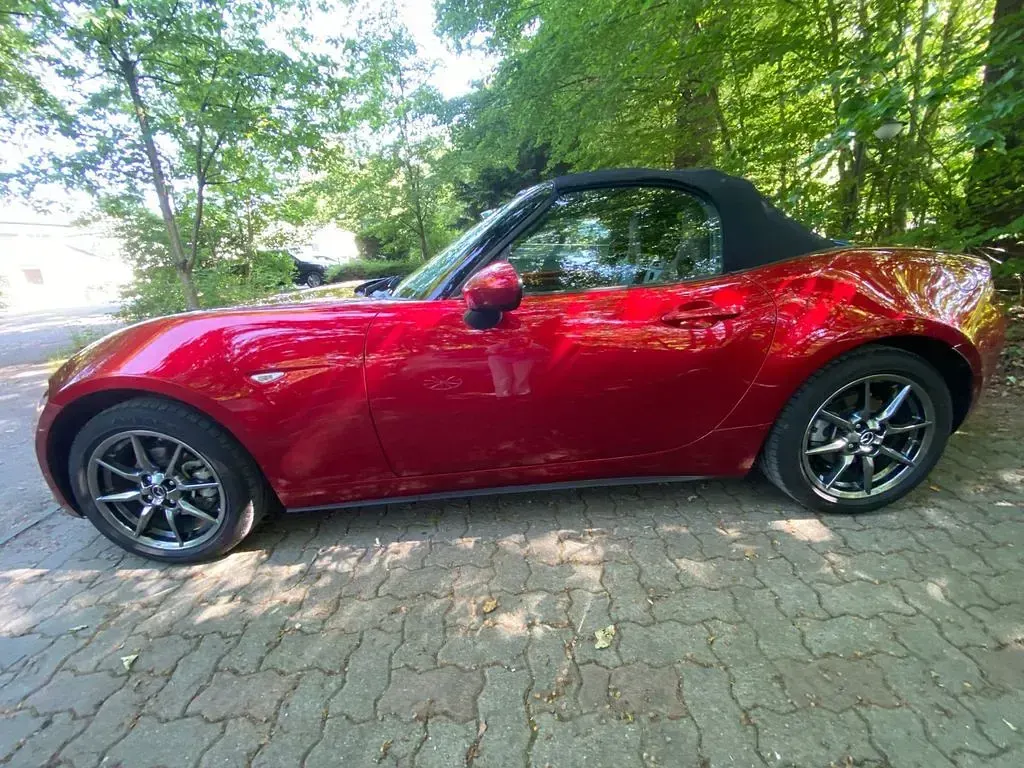 Gebraucht Mazda MX5 132 PS (97 kW) 2020 Rot Cabrio