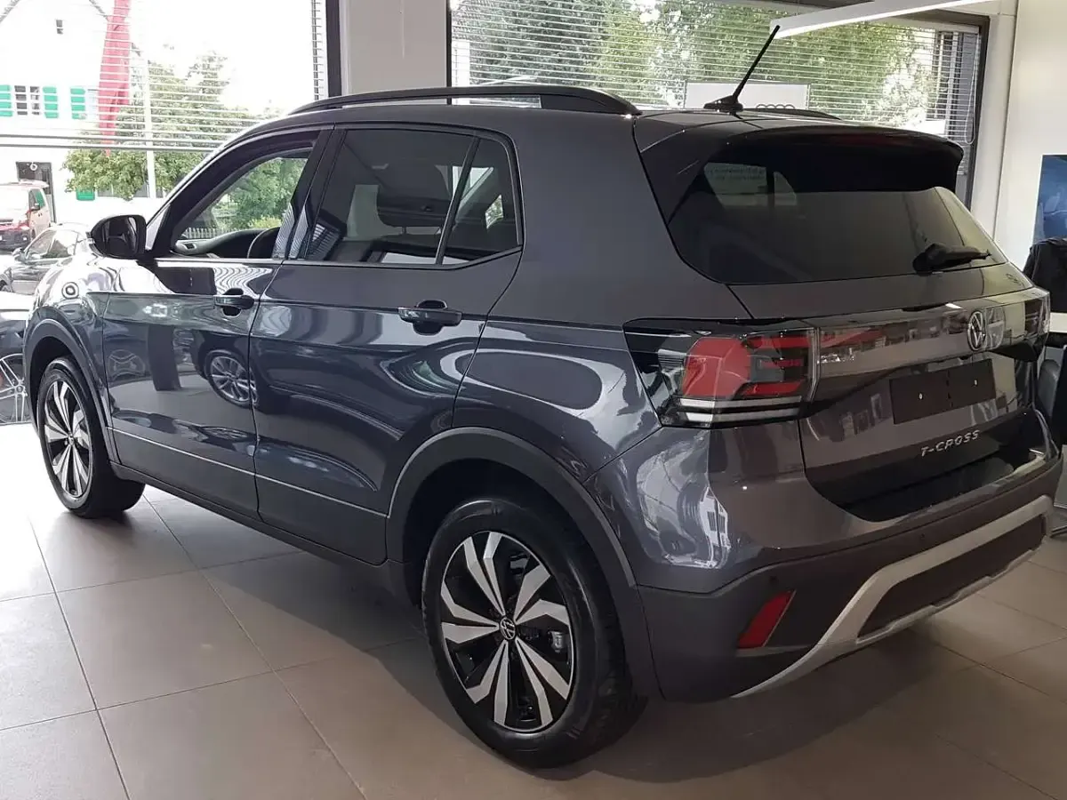 Gebraucht VW T-Cross Life 116 PS (85 kW) 2026 Rauchgrau metallic SUV