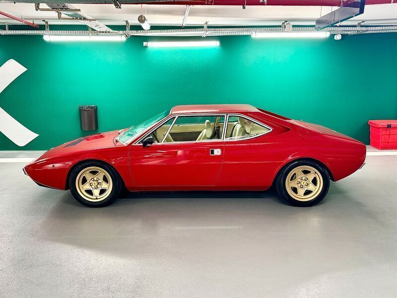 Rot Gebraucht 1977 Ferrari Dino GT4 | 84.500 € - Bild 1/4