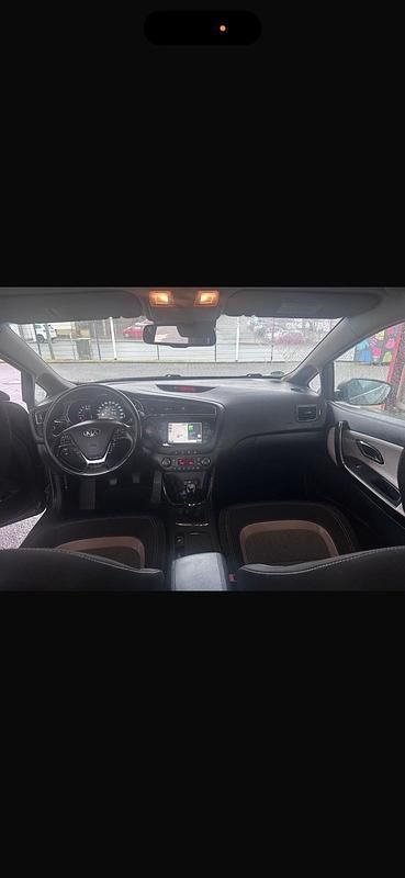 Gebraucht Kia Ceed 136 PS (100 kW) 2016 Braun Kleinwagen