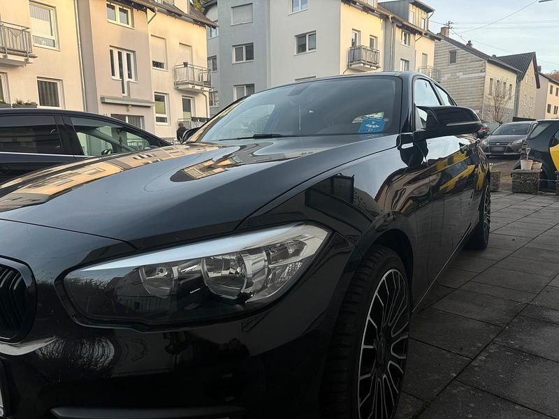 Gebraucht BMW 116 136 PS (100 kW) 2015 Schwarz Kleinwagen