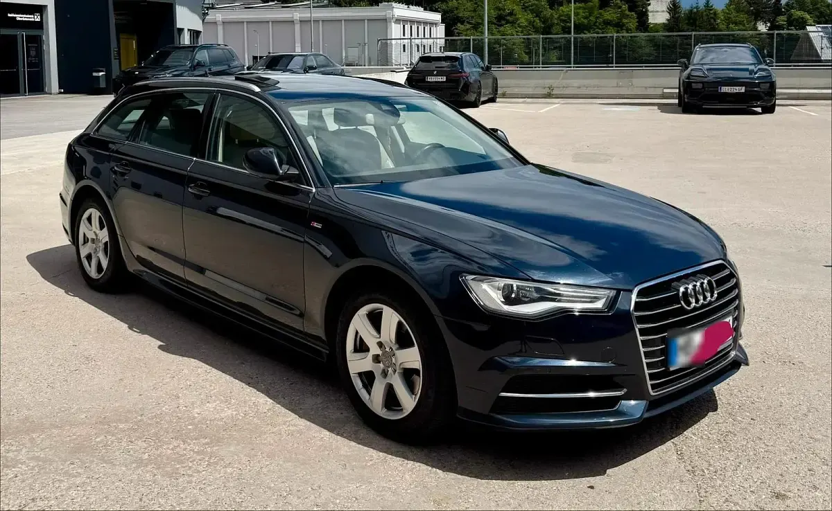 Gebraucht Audi A6 218 PS (160 kW) 2015 Blau Kombi