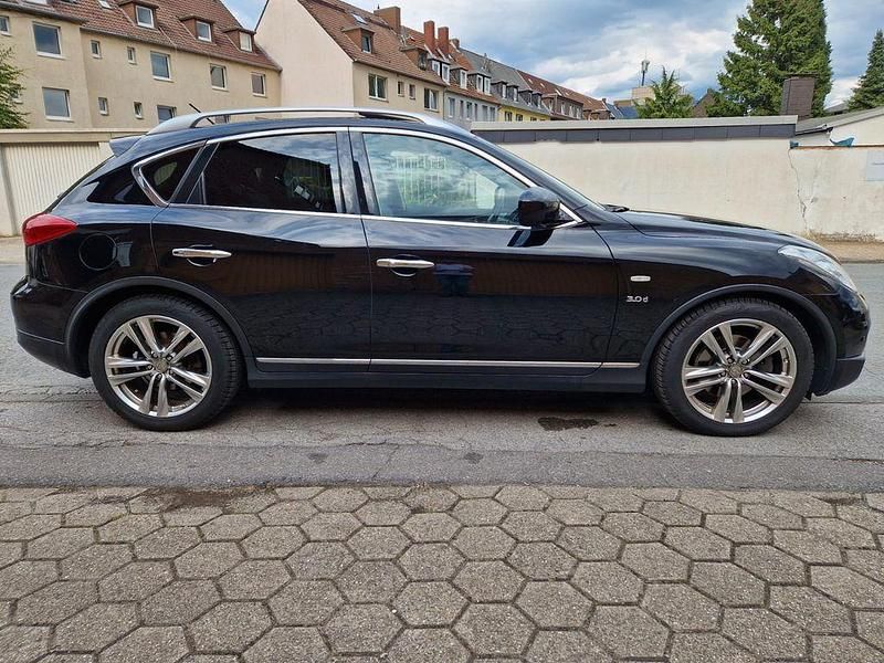 Gebraucht Infiniti QX50 Premium 238 PS (175 kW) 2016 Schwarz SUV