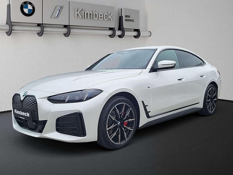 Gebraucht BMW i4 M Sport 339 kW (462 PS) 2025 Mineralweiß metallic Limousine
