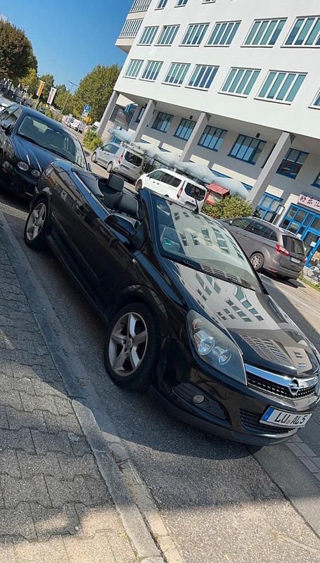 Schwarz Gebraucht 2006 Opel Astra Cabriolet Cabrio | 1.200 € (Superpreis) - Bild 1/4