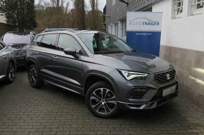 Grau Gebraucht 2023 Seat Ateca 4Drive SUV | 31.290 € (Fairer Preis) - Bild 1/4