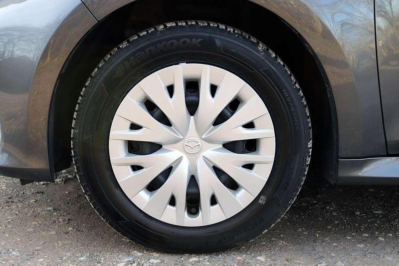 Gebraucht Toyota Yaris Hybrid PURE 116 PS (85 kW) 2023 Lead grey Kleinwagen