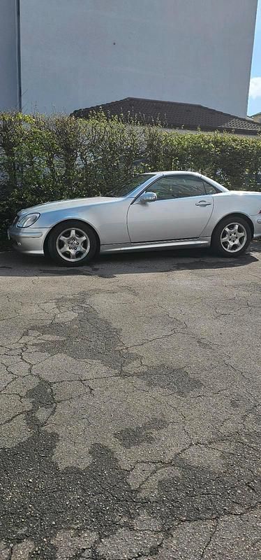 Silber Gebraucht 2001 Mercedes SLK200 Cabrio | 2.000 € (Superpreis) - Bild 1/4