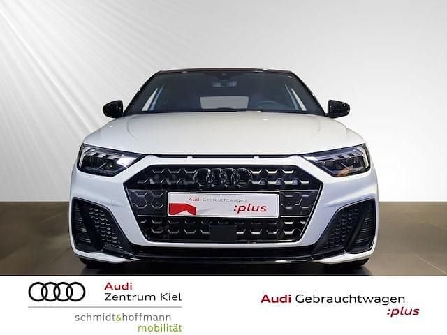 Gebraucht Audi A1 Sportback S-Line 116 PS (85 kW) 2025 Gletscherweiß metallic Kleinwagen