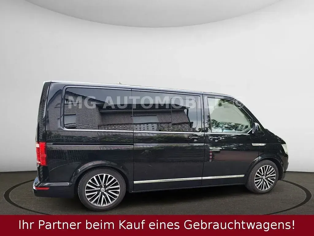 Gebraucht VW Multivan Highline 204 PS (150 kW) 2017 Schwarz Van / Kleinbus