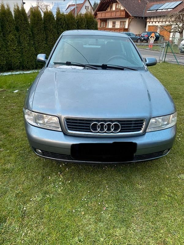 Gebraucht Audi A4 102 PS (75 kW) 2000 Grau Limousine
