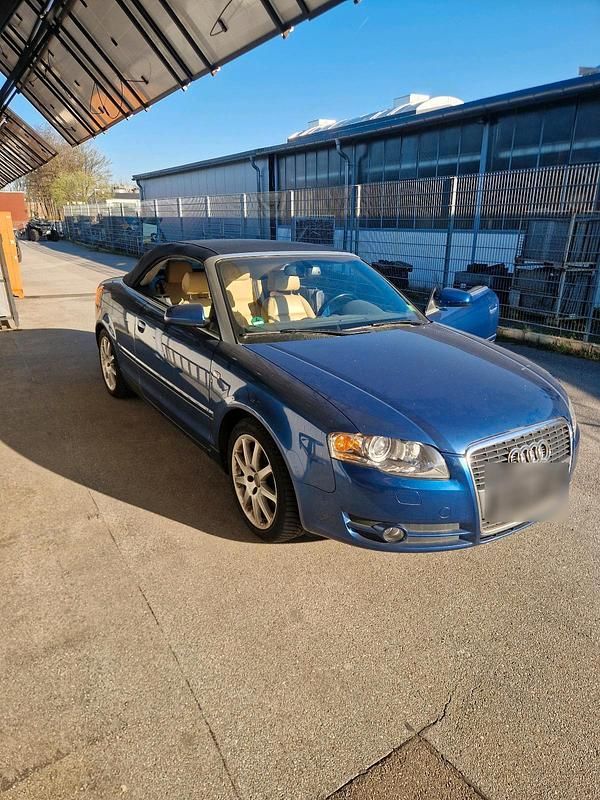 Gebraucht Audi A4 Cabriolet 170 PS (125 kW) 2006 Blau Cabrio