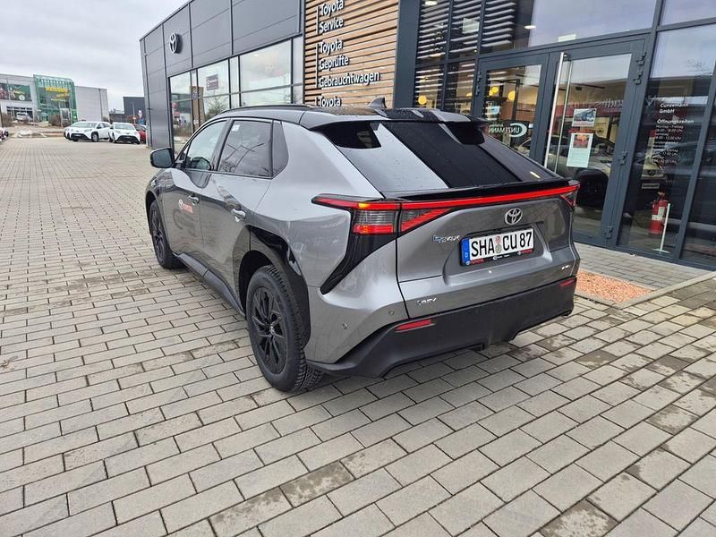 Gebraucht Toyota bZ4X Lounge 252 kW (343 PS) 2026 1l5)/ attitude black (218) (schwarz SUV