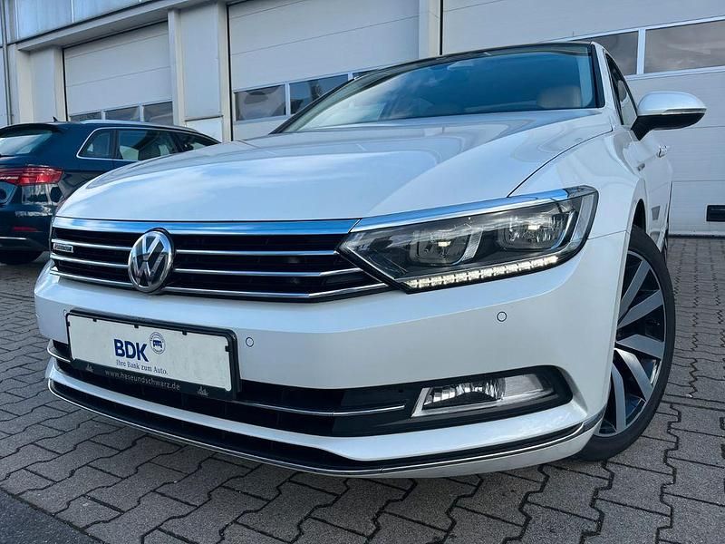 Gebraucht VW Passat Highline 239 PS (175 kW) 2016 Limousine