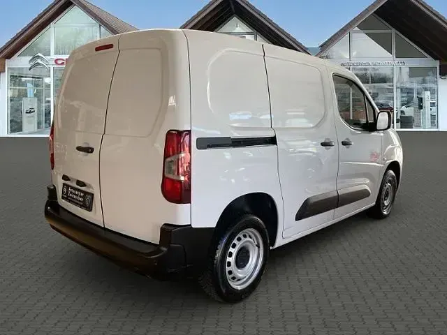 Gebraucht Citroën Berlingo 102 PS (75 kW) 2023 Weiß Van / Kleinbus