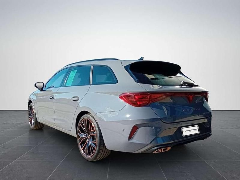 Gebraucht Cupra Leon VZ 272 PS (200 kW) 2025 Grau Limousine