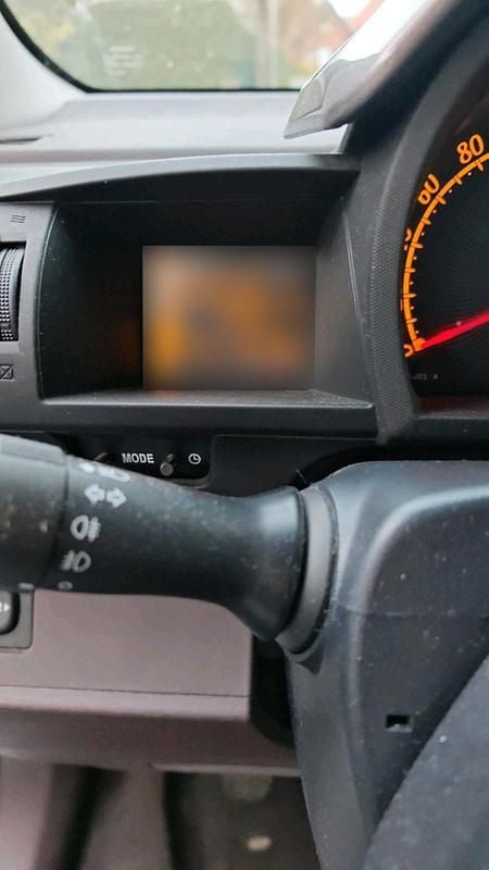 Gebraucht Toyota iQ 68 PS (50 kW) 2009 Weiß Kleinwagen