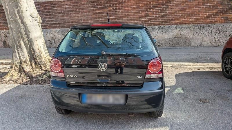 Gebraucht VW Polo Comfortline 64 PS (47 kW) 2006 Schwarz Kleinwagen