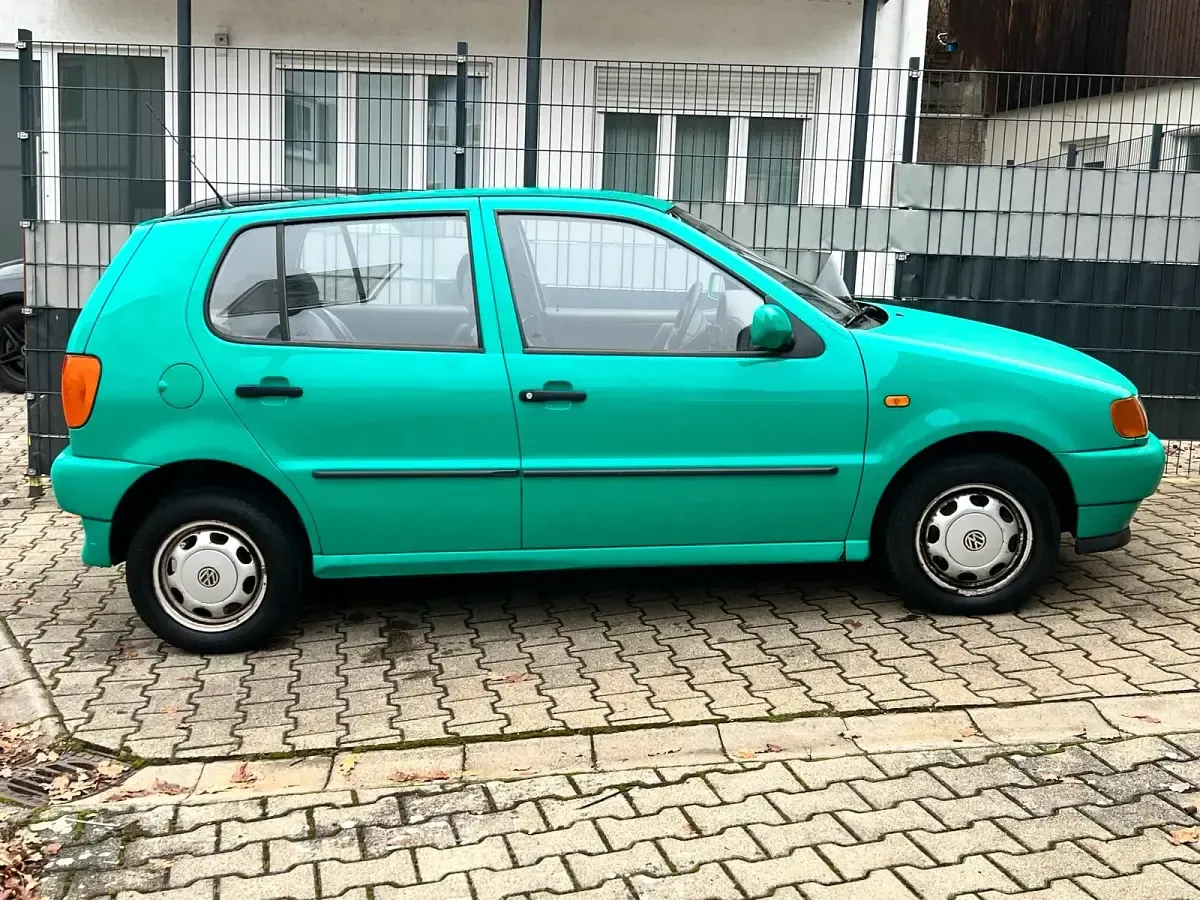 Gebraucht VW Polo 60 PS (44 kW) 1999 Grün Kleinwagen