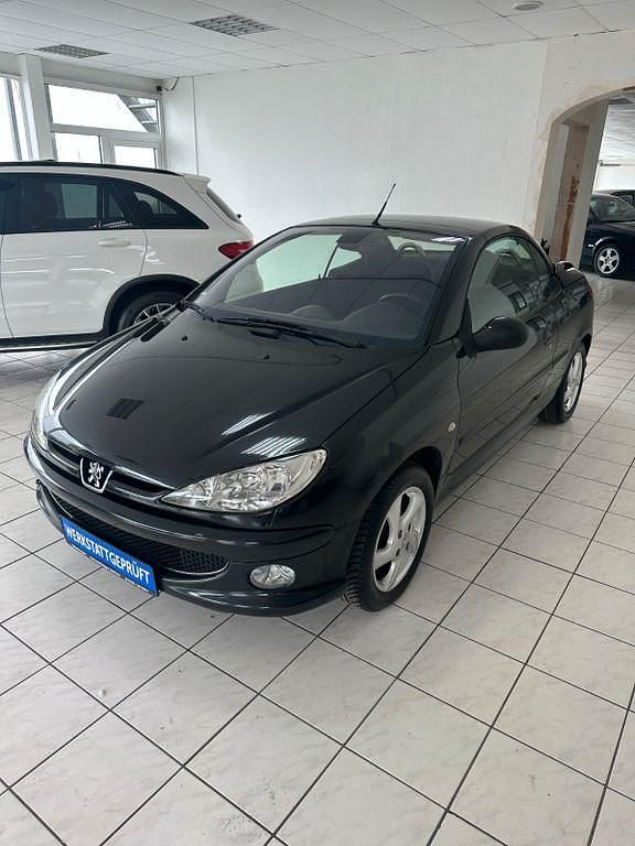 Schwarz Gebraucht 2004 Peugeot 206 CC Cabrio | 3.650 € (Teuer) - Bild 1/4