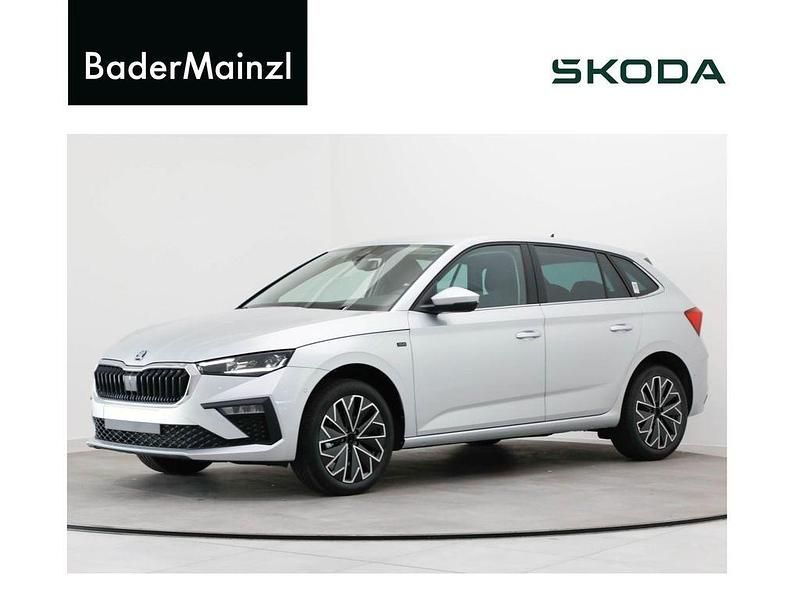 Silber Neu 2025 Skoda Scala Drive Kleinwagen | 34.570 € - Bild 1/3