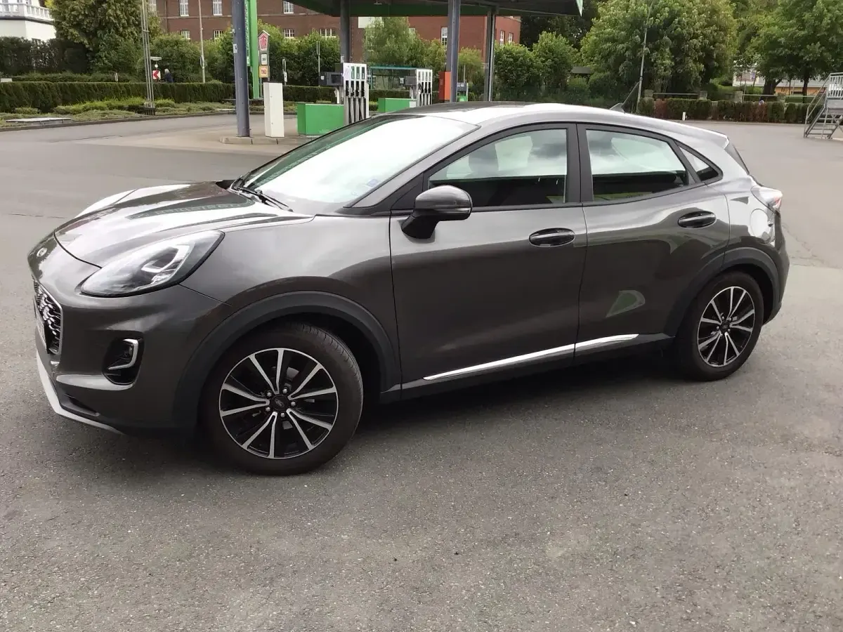 Gebraucht Ford Puma 125 PS (91 kW) 2020 Grau SUV