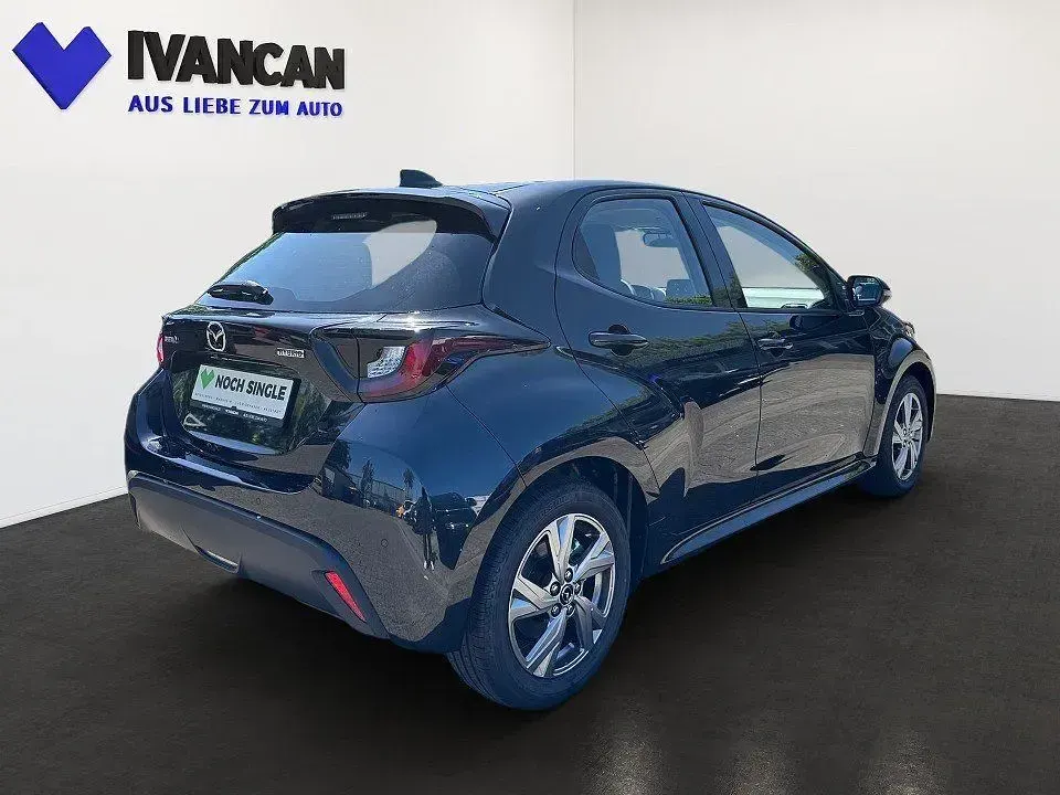 Neu Mazda 2 Exclusive-Line 116 PS (85 kW) 2025 Opera black Limousine