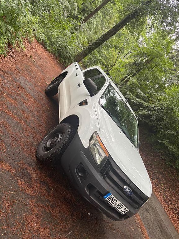 Weiß Gebraucht 2012 Ford Ranger Wildtrack Abholung | 12.000 € (Guter Preis) - Bild 1/4